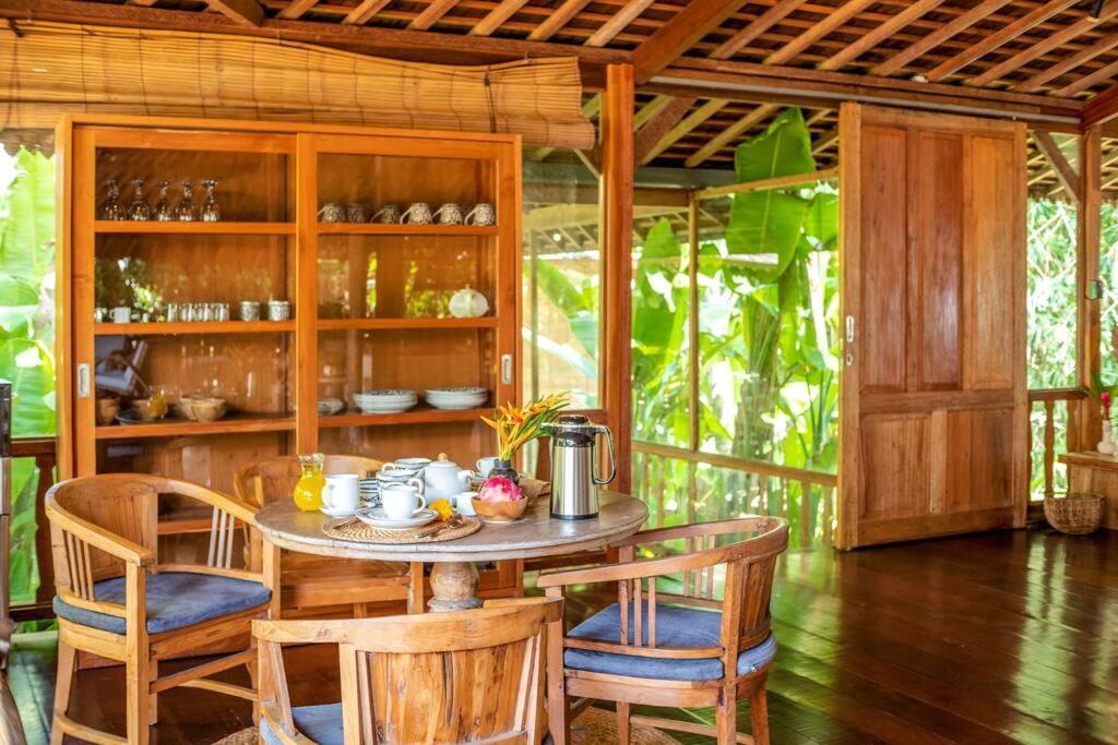Secret River Villa - Luxury Villa 5 Bedrooms - Kerobokan - Canggu Bagian luar foto