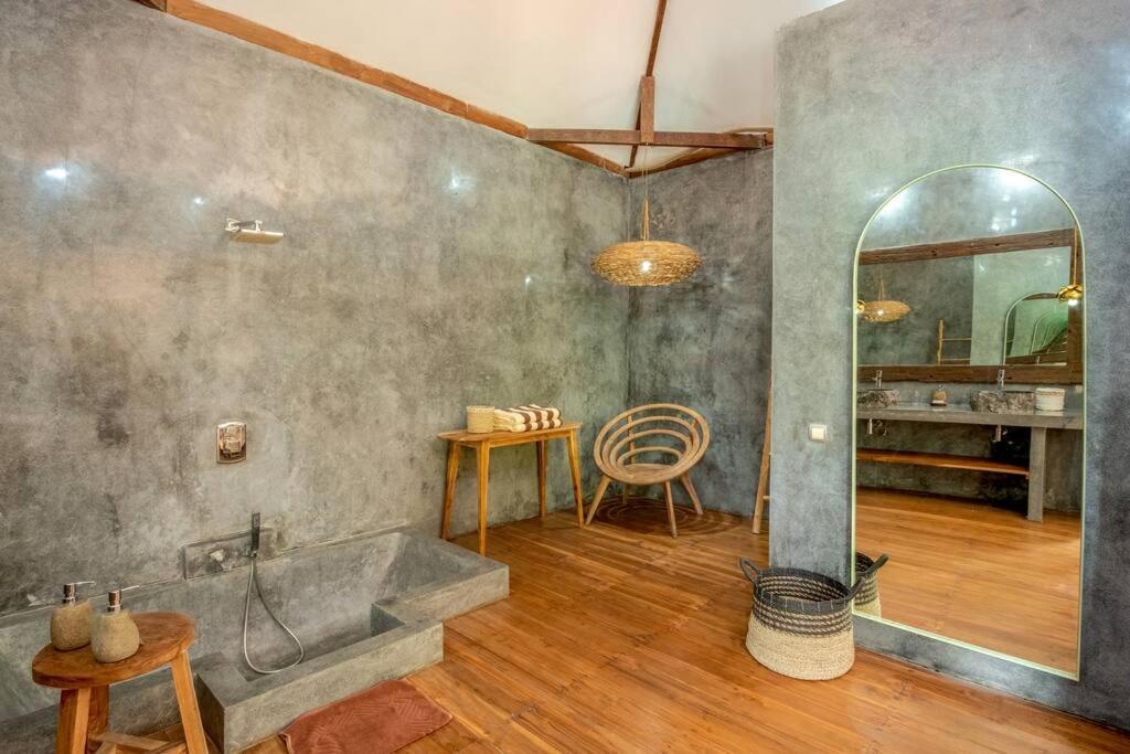 Secret River Villa - Luxury Villa 5 Bedrooms - Kerobokan - Canggu Bagian luar foto
